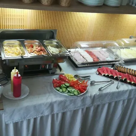 Alojamento de Acomodação e Pequeno-almoço Dubo 3*